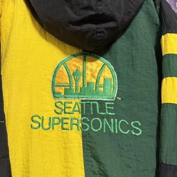 STARTER Black and Yellow Seattle Hoodie - Picture 4 of 5